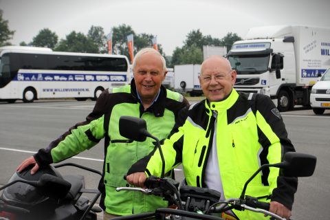 Ton Bruijs (links) en Cees Ligtvoet bij Verkeersschool Willem Verboon