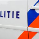 Lesauto en personenauto botsen op elkaar in Alblasserdam