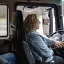 ‘Steeds minder instructeurs voor vrachtwagenrijles’