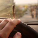 Bespreek jij de risico’s van drank- en drugsgebruik in het verkeer tijdens de rijles?